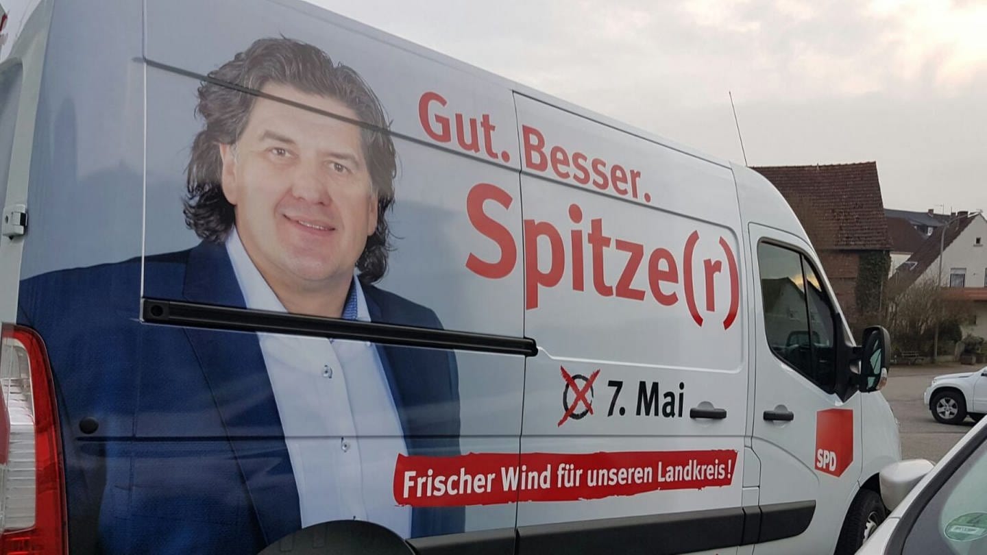 Foto von Peter Spitzer auf einem Wahlkampfbus (Foto: Peter Spitzer)