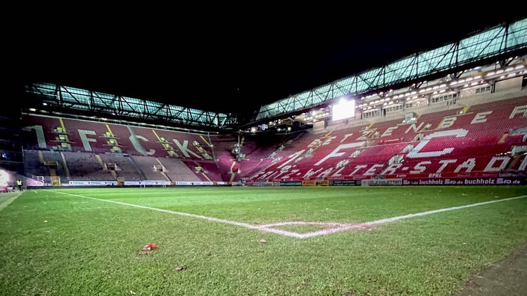 FCK-Stadion am Abend (Foto: SWR)