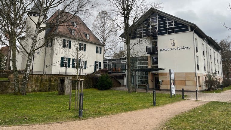 Das Schlosshotel in Rockenhausen. (Foto: SWR)