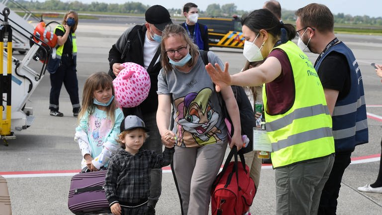 Flüchtlinge aus der Ukraine kommen in Deutschland an