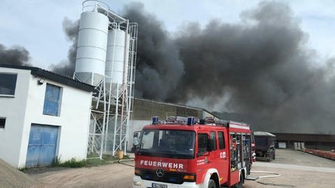 Lagerhalle in Rodenbach ausgebrannt (Foto: Feuerwehr VG Weilerbach)