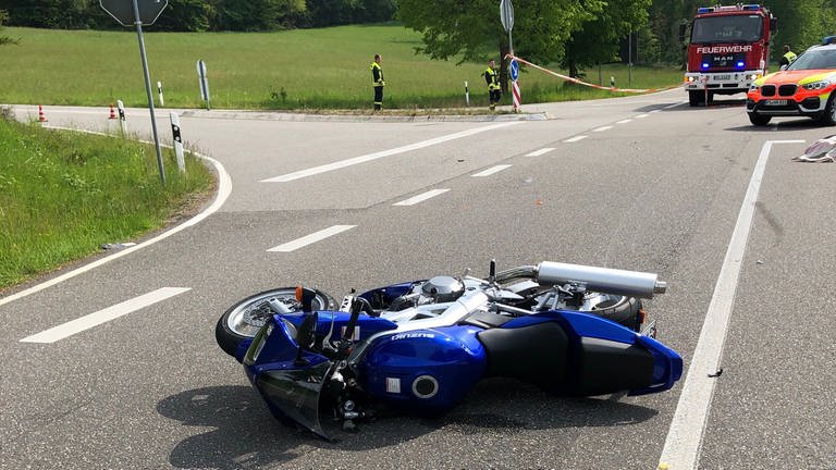 Tödlicher Motorrad-Unfall bei Geiselberg: Ein 61-Jähriger kam dabei ums Leben