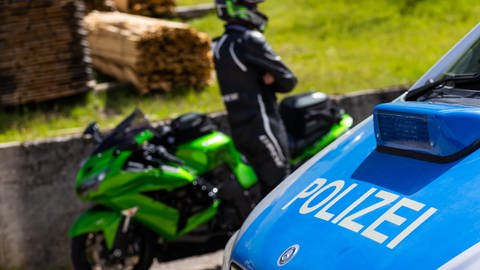 Polizei kontrolliert Motorradfahrer im Westen der Pfalz 