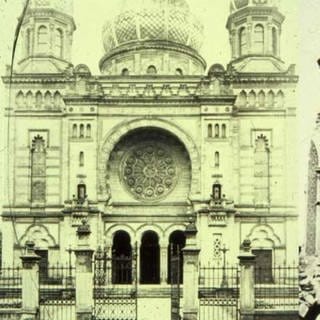 Die Synagoge in Kaiserslautern wurde im Jahr 1886 eingeweiht und 1938 zunächst abgerissen und dann gesprengt. (Foto: Stadtarchiv Kaiserslautern)