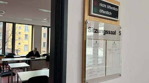 Ein Bauunternehmer aus dem Kreis Kaiserslautern ist vor dem Amtsgericht in Kaiserslautern verurteilt worden.  (Foto: SWR)
