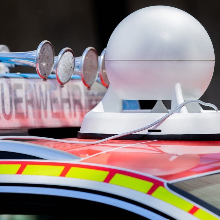Die Feuerwehr der Verbandsgemeinde Rodalben möchte mobile Sirenen, um die Menschen besser und flexibler warnen zu können.  (Foto: dpa Bildfunk, Rolf Vennenbernd)