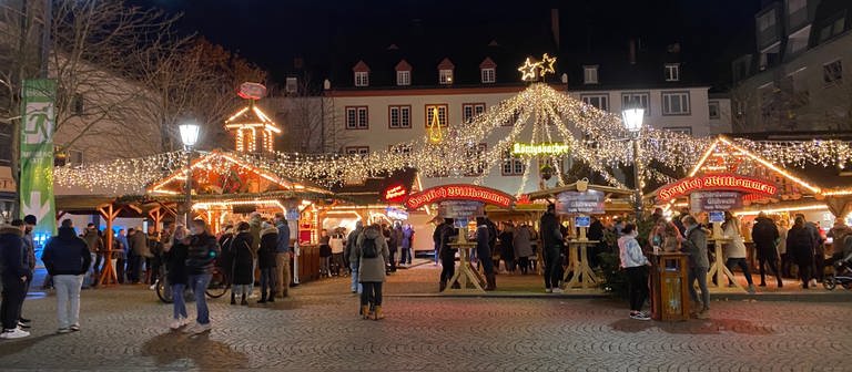 Auf dem Weihnachtsmarkt in Koblenz gilt die 2G-Regel. (Foto: SWR)