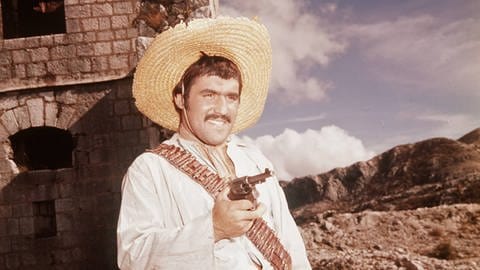 Spielte oft den Bösewicht: Mario Adorf als El Diabolo in "Fahrt zur Hölle" (1969) (Foto: IMAGO, United Archives)