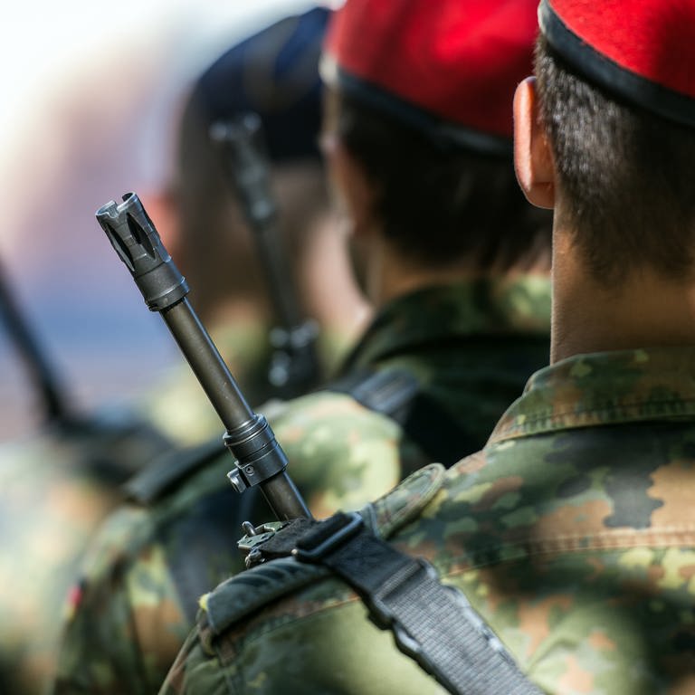 Kartellamt kritisiert Bundeswehr-Beschaffungsamt wegen Sturmgewehr-Auftrag (Foto: dpa Bildfunk, picture alliance/dpa/dpa-Zentralbild | Patrick Pleul)
