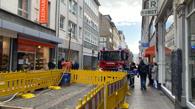 Einsatz der Feuerwehr in der Koblenzer Altstadt (Foto: SWR)