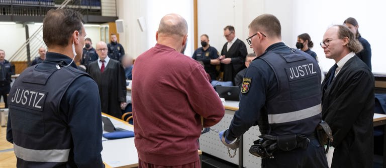 "Reichsbürger"-Gruppe vor Gericht: In Koblenz ist der Prozess rund um die geplante Lauterbach Entführung gestartet. (Foto: picture-alliance / Reportdienste, Picture Alliance)