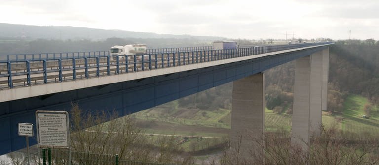 Moseltalbrücke der Autobahn A61 bei Winningen (Foto: SWR)