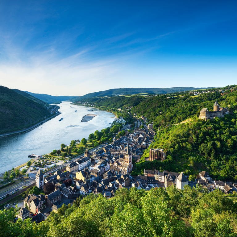 Aussicht auf Bacharach am Rhein, Welterbe Oberes Mittelrheintal, (Foto: picture-alliance / Reportdienste, picture alliance / imageBROKER | Andreas Vitting)