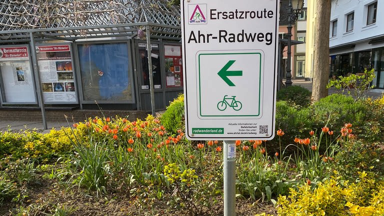 Radweg entlang der Ahr: In Ahrweiler ist die Ersatzroute ausgeschildert.