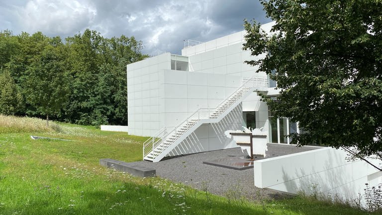 Das Bild zeigt den Neubau des Arp Museums Rolandseck. 