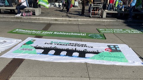 Am globalen Klimastreiktag beteiligen sich heute auch junge Menschen aus dem nördlichen Rheinland-Pfalz. Unter anderem sind Demos in Koblenz, Sinzig und Altenkirchen geplant.
