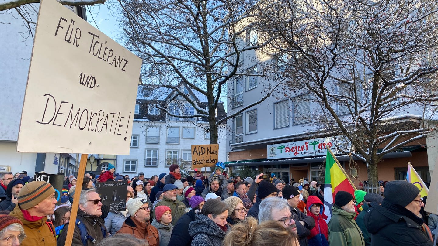 5.000 Menschen demonstrierten in Koblenz gegen rechts. (Foto: SWR)