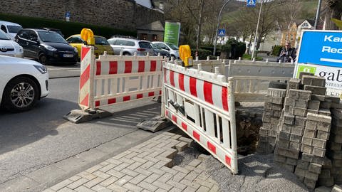 Viele Baustellen behindern den Verkehr in Bad Neuenahr-Ahrweiler und verärgern die Bürger. (Foto: SWR, Martin Gärtner)