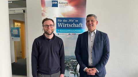 Manuel Heigl und Fabian Göttlich von der IHK Koblenz