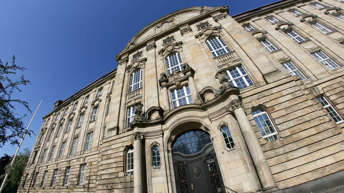 Oberlandesgericht Düsseldorf von außen (Foto: picture-alliance / Reportdienste, Ralph Goldmann)