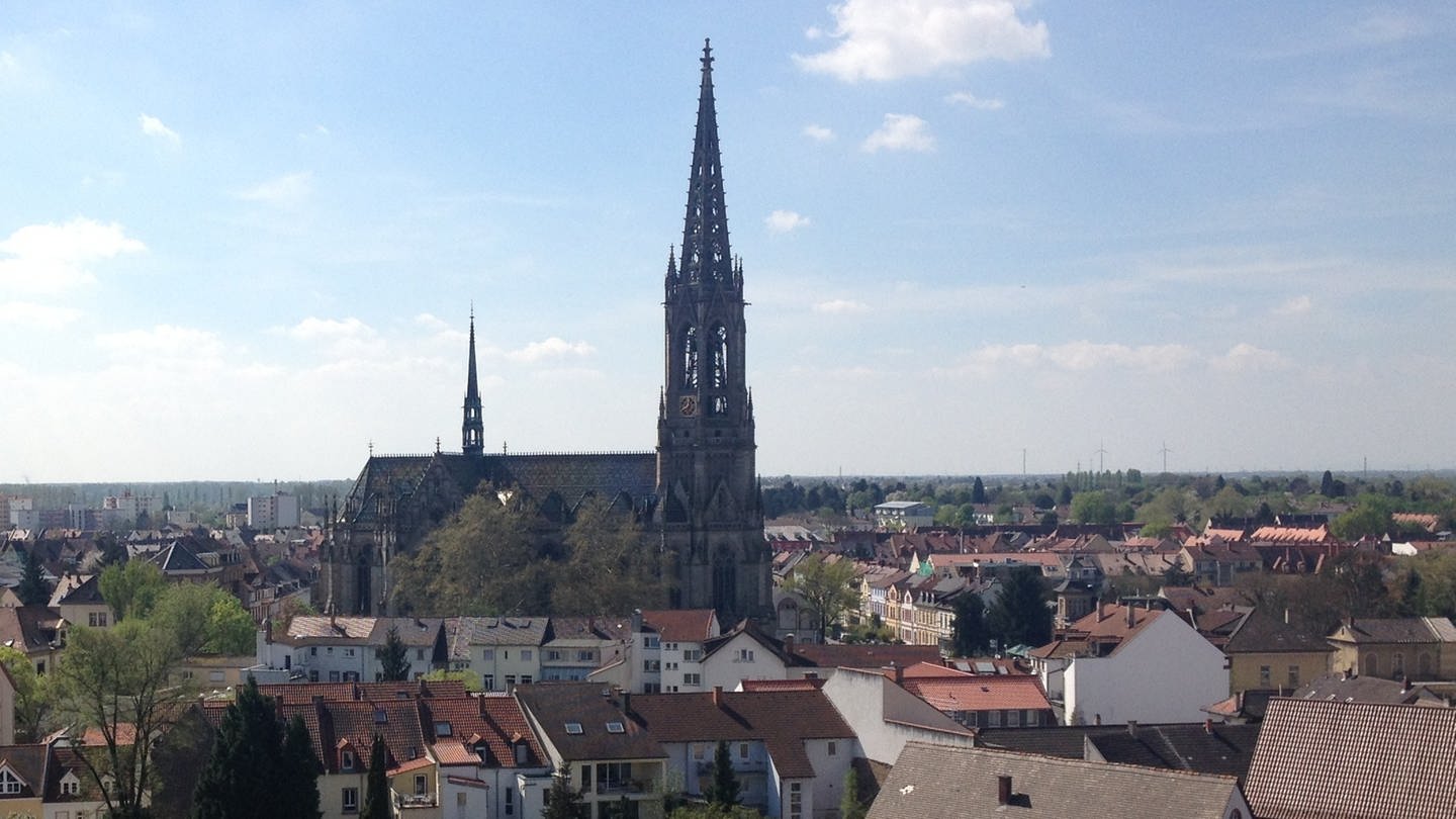evangelische Gedächtniskirche in Speyer fotografiert vom Altpörtel aus (Foto: SWR)
