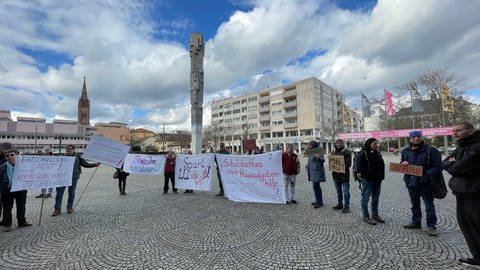 Demo vor Stadtrat Ludwigshafen (Foto: SWR)