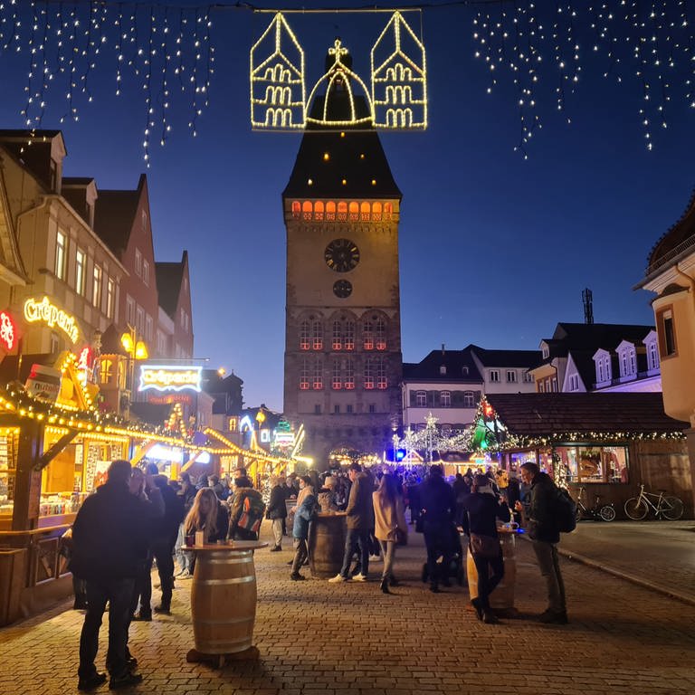 Der Weihnachtsmarkt in Speyer 2021 kurz nach der Eröffnung. (Foto: SWR)