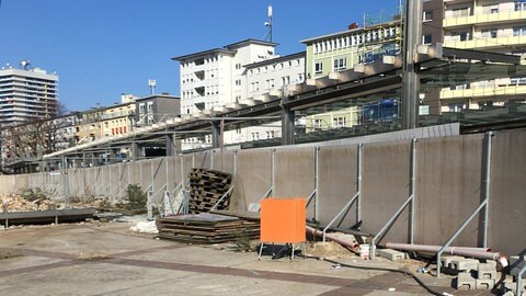 Die Baustelle am Berliner Platz im Februar 2018 (Foto: SWR, Irmgard Reißinger)