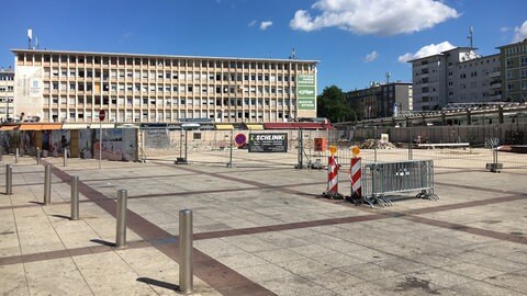 Die Baustelle am Berliner Platz (Ludwigshafen) im Juni 2017 (Foto: SWR)