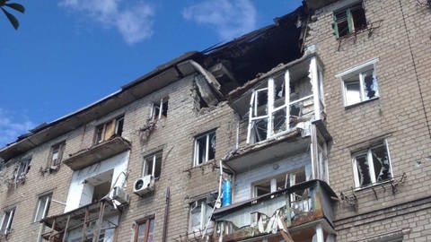 Ukrainische Gebäude mit Kriegsschäden