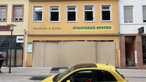 Das Haus in Speyer nach der Explosion am Freitag (Foto: SWR)