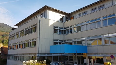 Klinikum Landau-Südliche Weinstraße will seinen Standort in Annweiler schließen (Foto: Pressestelle, Klinikum Landau-Südliche Weinstraße)