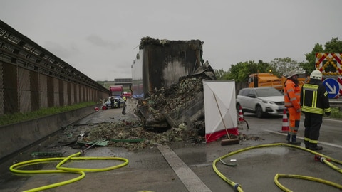Tödlicher LKW Unfall auf der A6 bei Grünstadt (Foto: Crash24)