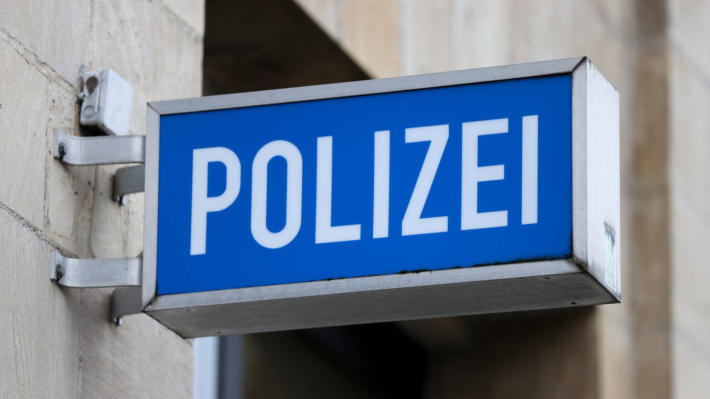 In Römerberg-Mechtersheim wurde eine 77-Jährige Frau tot in ihrem Haus gefunden. Die Todesursache ist unklar. (Foto: picture-alliance / Reportdienste, Picture Alliance)