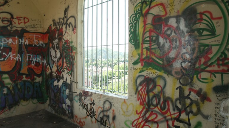 Der Vandalismus in Bingen nimmt zu - hier Schmierereien. (Foto: SWR)