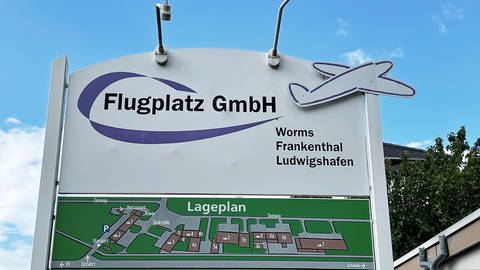 Der Flugplatz in Worms - die Gemeinde Bobenheim-Roxheim findet, dass er zu viel Lärm macht.  (Foto: SWR)