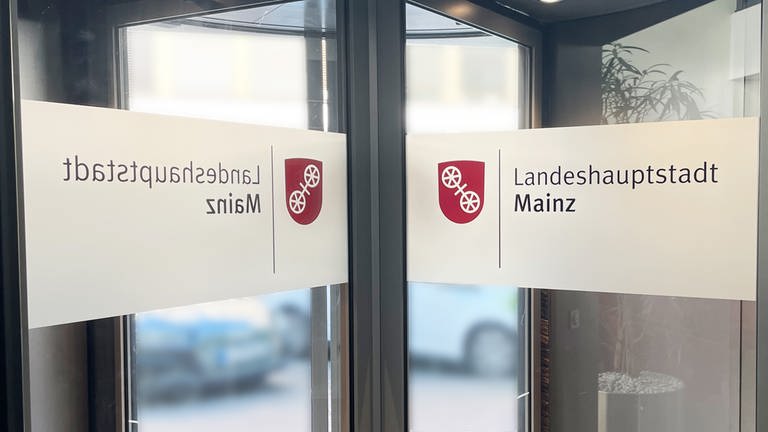 Jetzt beginnt das Postenkarussell im Mainzer (Übergangs-) Rathaus (Foto: SWR, Corinna Lutz)
