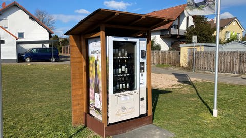 Der Weinautomat in Siefersheim. (Foto: SWR)