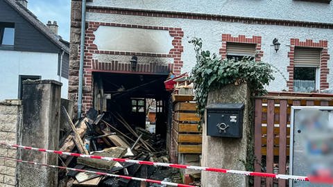 Bei dem Brand in Mainz-Bretzenheim kam nur durch Glück niemand zu Schaden.  (Foto: BYC-News)