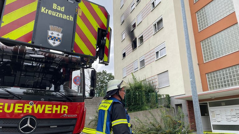 In Bad Kreuznach hat die Feuerwehr einen Brand in einem Hochhaus gelöscht. (Foto: SWR, S. Jakobi)