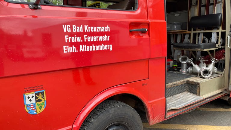 Der Feuerwehr in Altenbamberg fehlten die Freiwilligen, jetzt haben sich genug Bürgerinnen und Bürger gemeldet. (Foto: SWR)