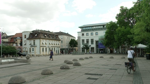 Der Ludwigsplatz in Worms gilt als urbane Hitzeinsel. Er soll neu gestaltet werden. (Foto: SWR)