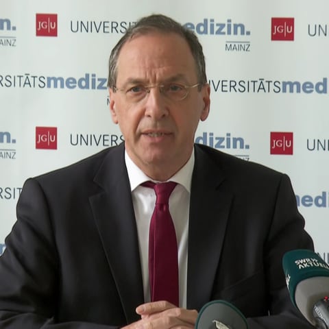 Der Vorstandschef der Unimedizin Mainz äußert sich zu den Vorwürfen, eine Putzfrau habe bei einer OP assistiert. Er räumte den Fall aus dem Jahr 2020 ein, sagte aber auch, dass es sich um einen Einzelfall handele und der operierende Arzt nicht mehr für die Universitätsmedizin arbeite. (Foto: SWR)