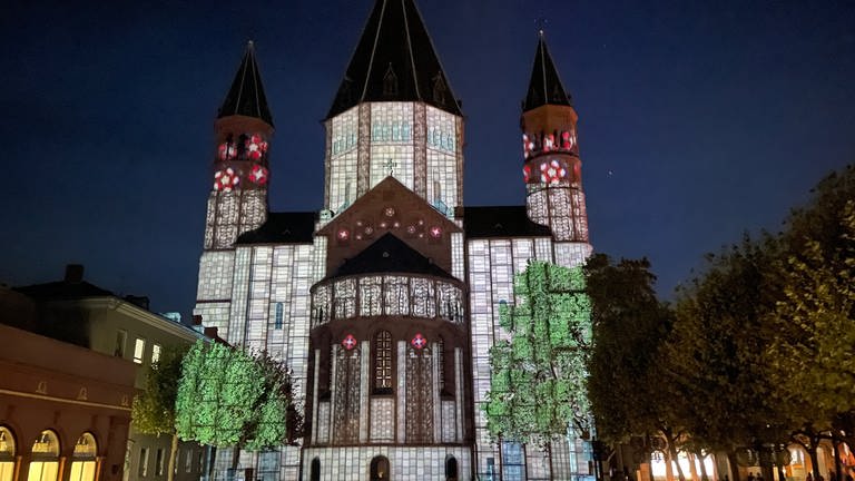 Beim Festival "Mainz leuchtet" steht der Mainzer Dom im Mittelpunkt.