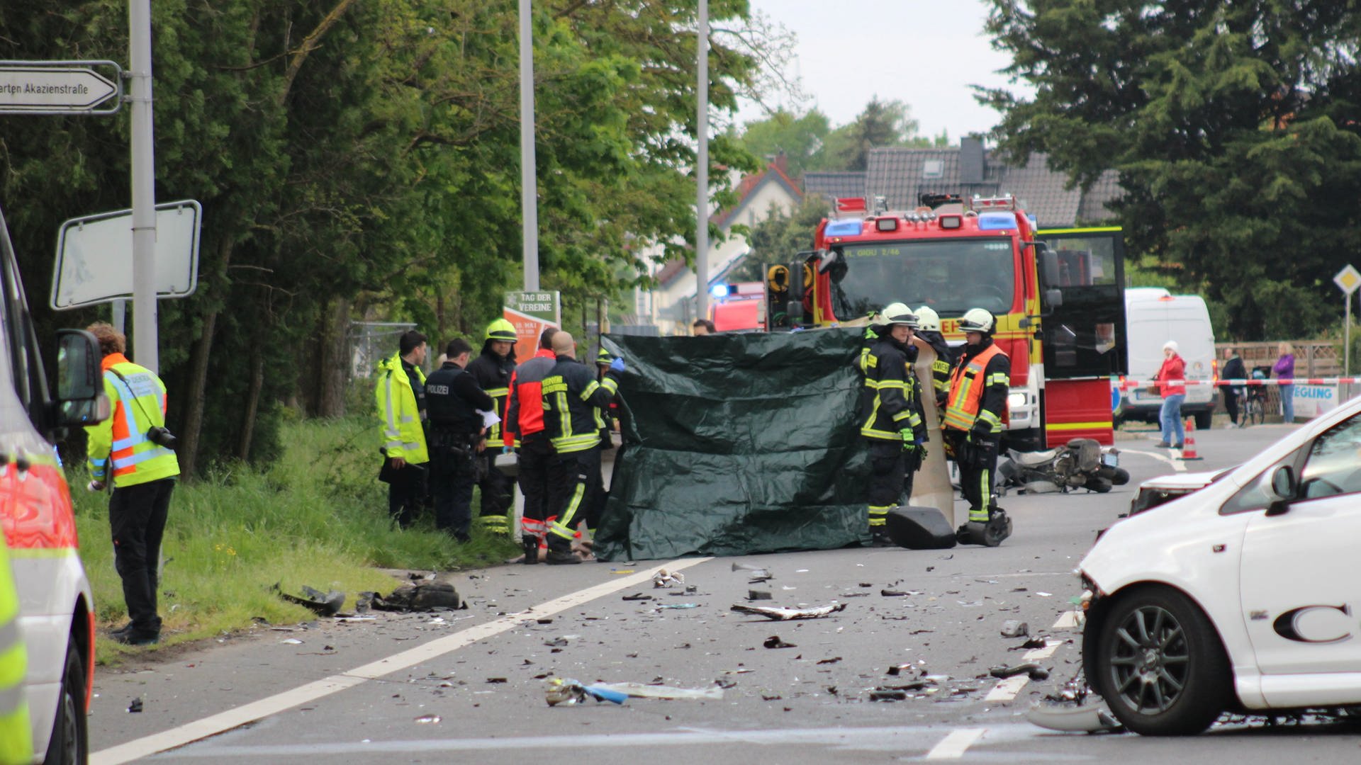 Rollerfahrer stirbt bei Zusammenprall mit Polizeiwagen in Bischofsheim