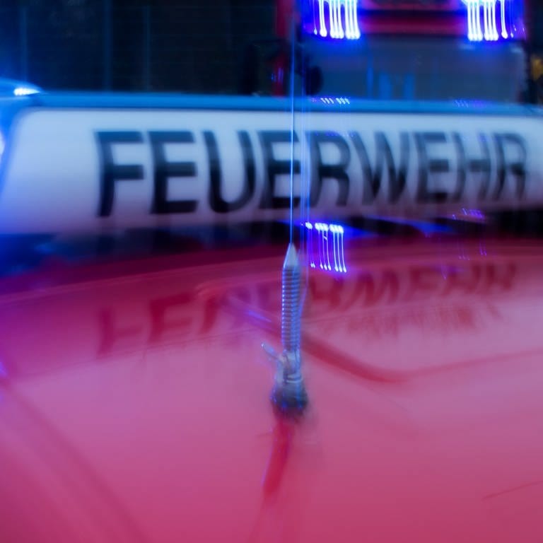 Die Feuerwehr musste in der silvesternacht zu einem Wohnhausbrand in Framersheim ausrücken.