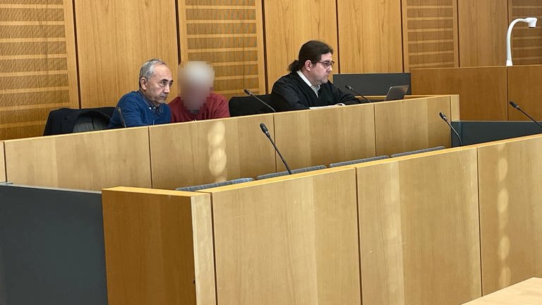 Das Landgericht Mainz hat einen 54-Jährigen wegen Totschlags verurteilt. Der Mann hatte seine Ehefrau mit einer Mullbinde erdrosselt. (Foto: SWR)