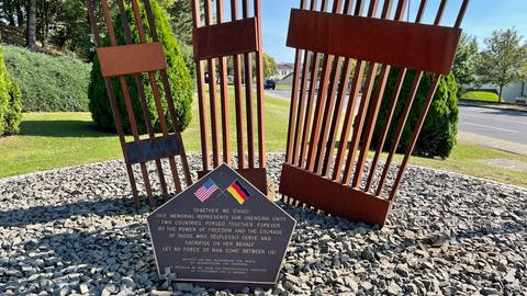 Memorial in Spangdahlem in Gedenken an die terroristischen Anschläge am 11. September 2001 (Foto: SWR)