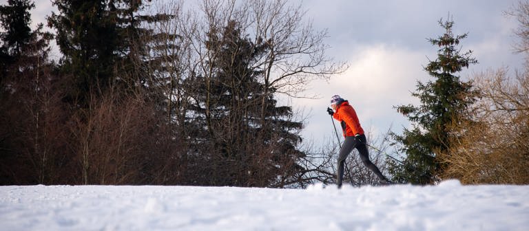 Das Wintersportgebiet Erbeskopf im Hunsrück bleibt gesperrt (Foto: dpa Bildfunk, Picture Alliance)