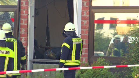Unbekannte Täter haben in Jünkerath im Kreis Vulkaneifel einen Geldautomaten gesprengt (Foto: Andreas Sommer)